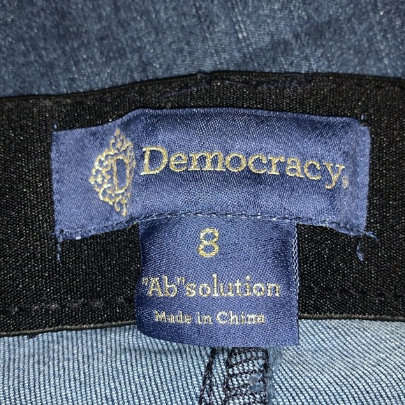 Democracy Jeans - Picture 3 of 7